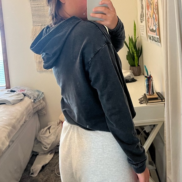 Cropped hoodie - Picture 3 of 3